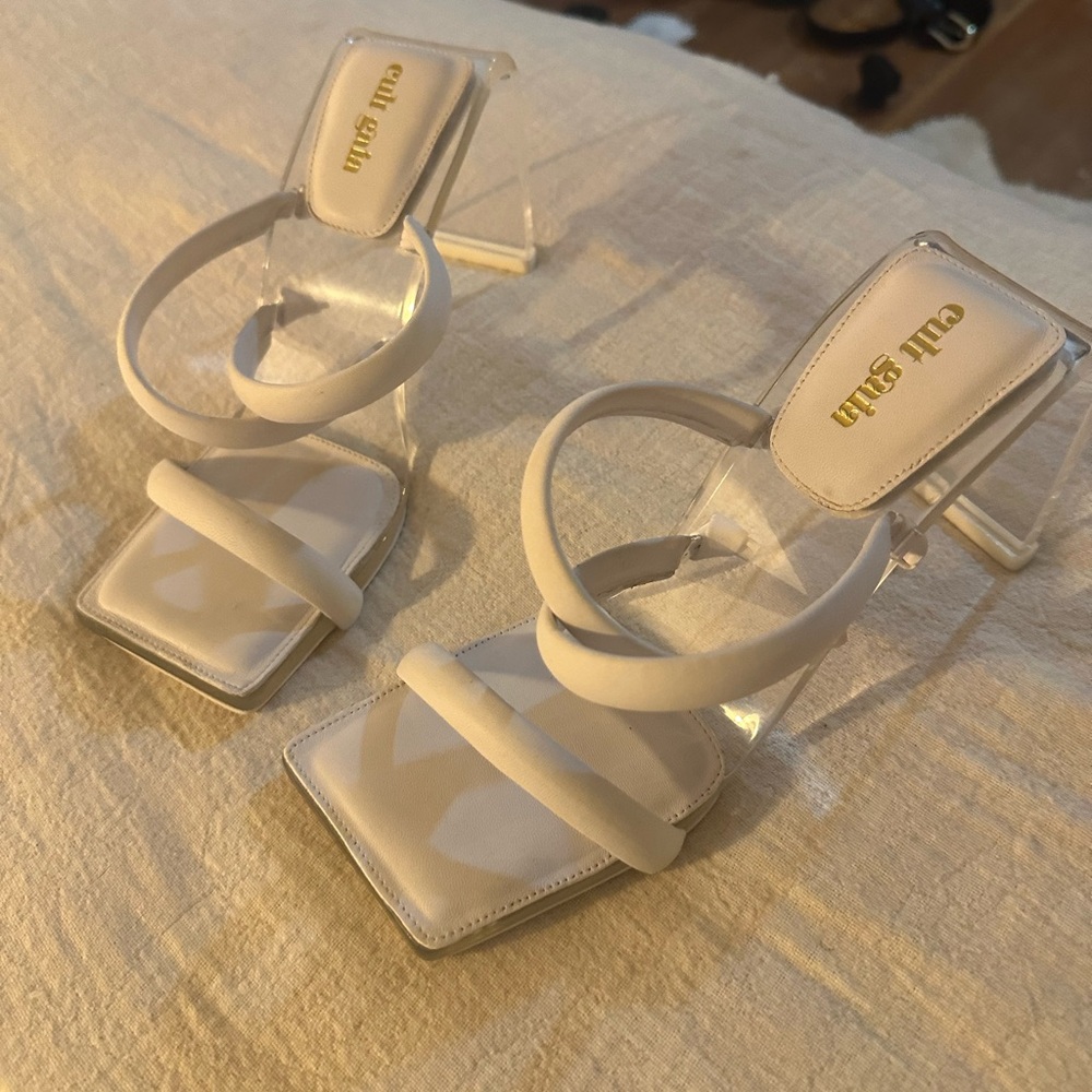 Cult Gaia LETTA -NIB white leather/lucite highheel sandals -size 38 - runs small